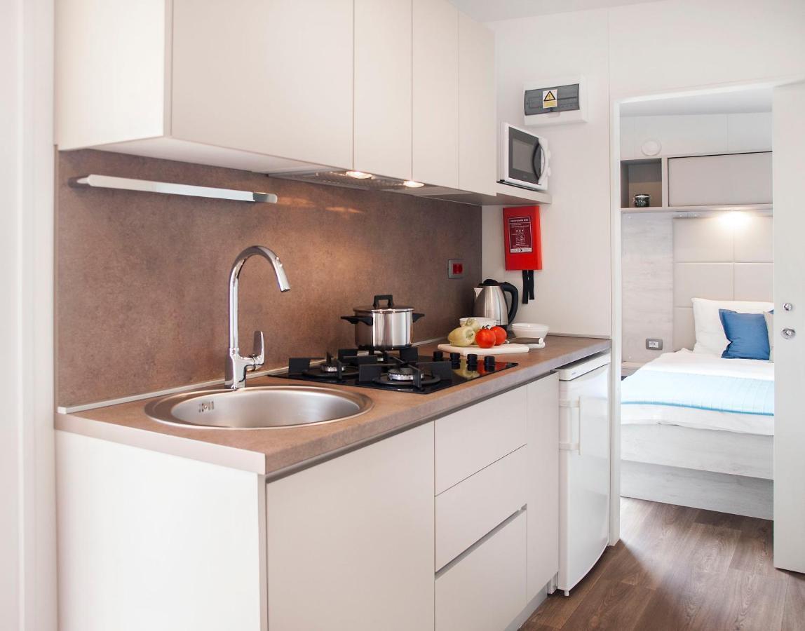 Mobile Homes Delta Marine At Campsite Lopari Nerezine Bagian luar foto